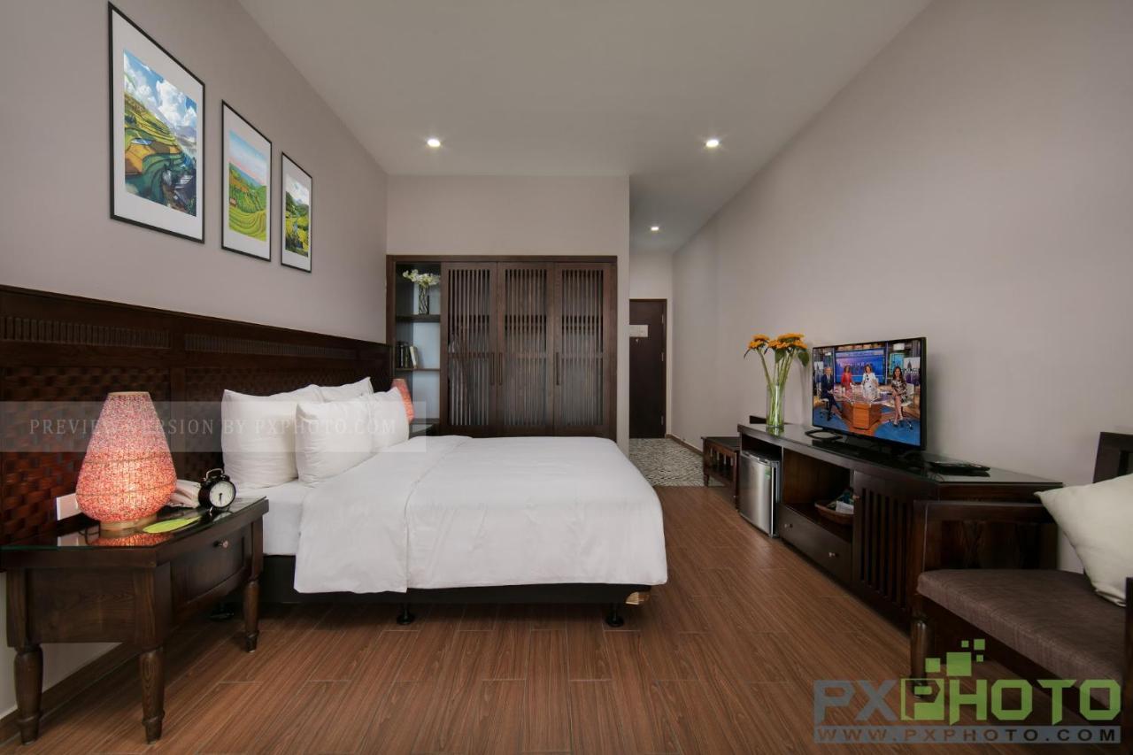 Azure Hotel