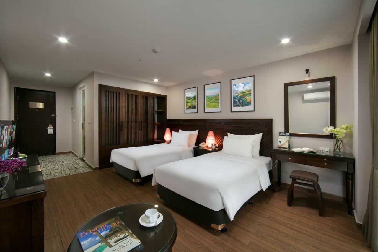 Azure Hotel